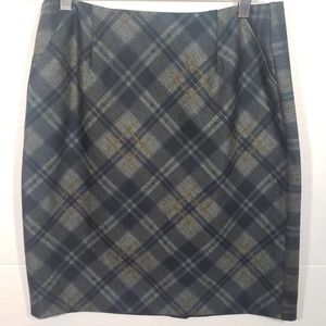 CAbi Skirt Plaid Step Out 6 Pockets 3756  Black Gray Kennedy